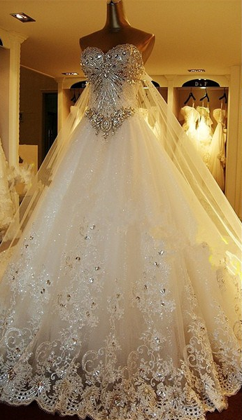 Amazing Bridal Dresses Sweetheart Appliques Crystal Beading Classic A Line Bridal Gowns-showprettydress