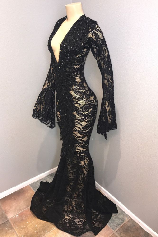 Chic Black Lace V-neck Long Sleevess Mermaid Prom Dresses Sheer Floor Length Evening Gowns-showprettydress