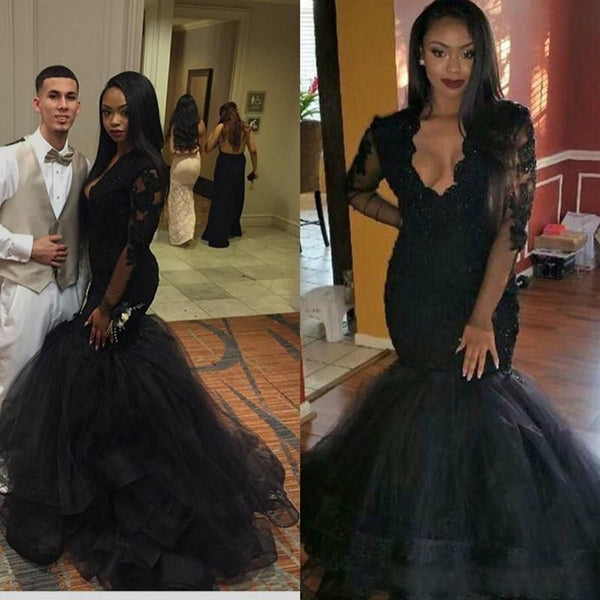 Chic Black Long-sleeve Mermaid V-neck Lace Sweep-Train Prom Party Gowns-showprettydress