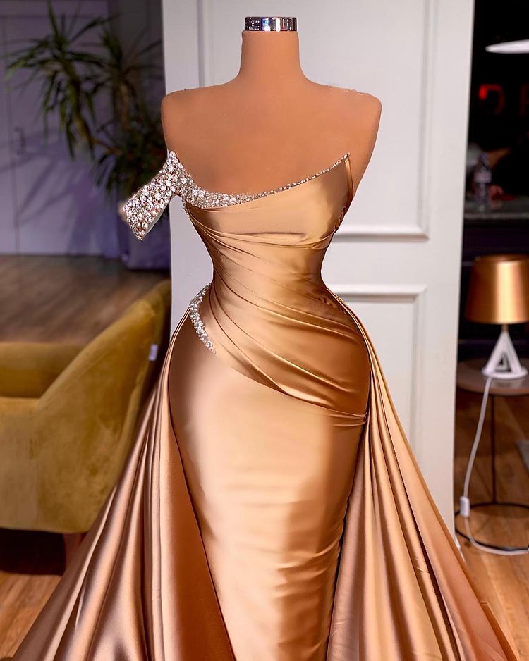 Chic Long Mermaid One Shoulder Beaded Prom Dress With Court Train-showprettydress