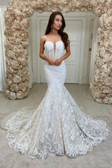 Chic Long Mermaid Sweeteart Spaghetti Straps Lace Backless Wedding Dress-showprettydress