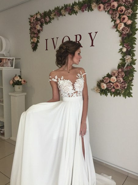 Classic Lace Appliques Wedding Dress Long Chiffon Split-showprettydress