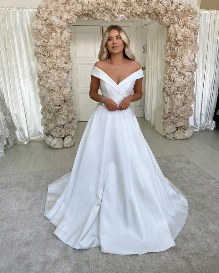 Classic off shoulder wedding dress best sale