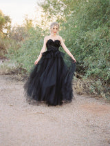 Classy Long Princess Sweetheart Open Back Tulle Black Wedding Dress with Lace-showprettydress