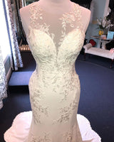 Exquisite Jewel Sleeveless Wedding Dress Sheath Tulle Lace Open Back Bridal Gown-showprettydress