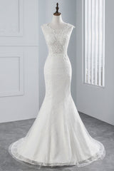 Glamorous Long Mermaid Tulle Appliques Lace Wedding Dress-showprettydress