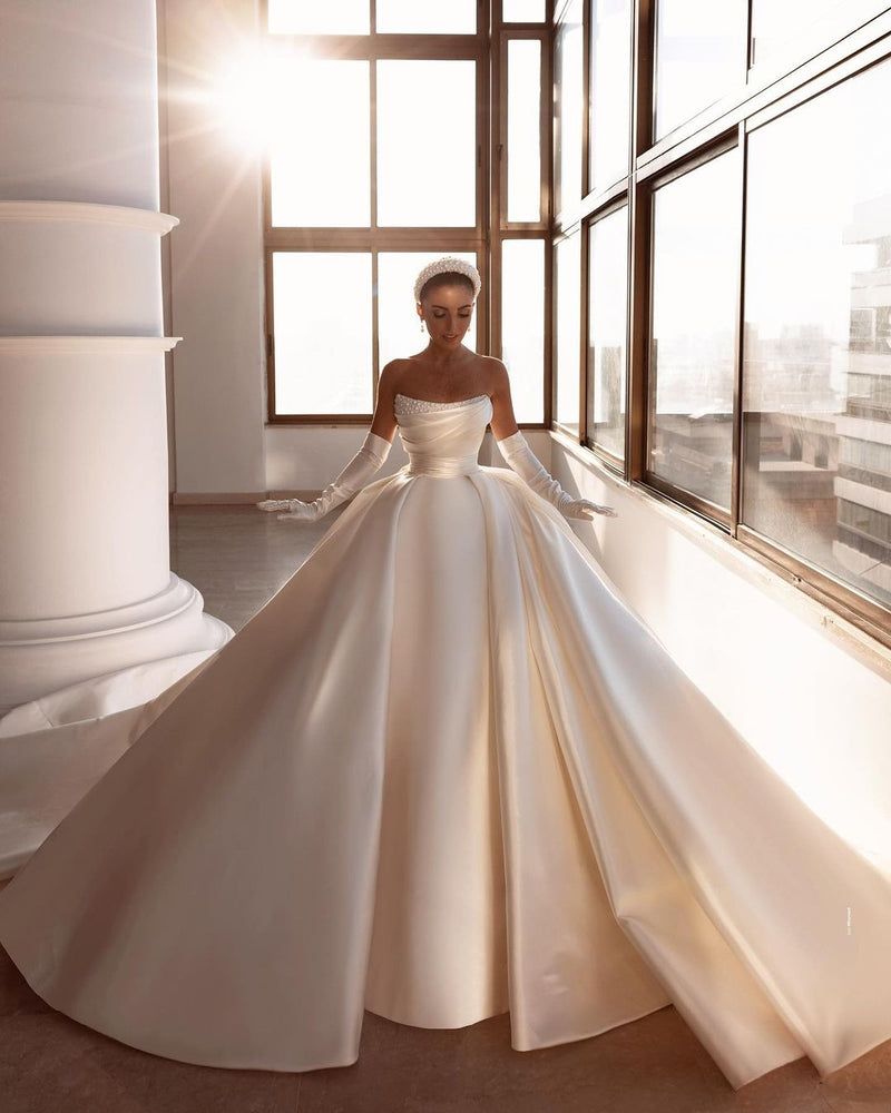 Gorgeous Long Ball Gown Strapless Satin Wedding Dress With Beadings Online-showprettydress