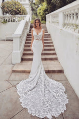 Gorgeous Mermaid V-neck Lace Wedding Dress-showprettydress