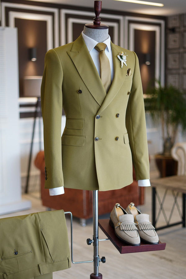 Green Peaked Lapel Double Breasted Men's Prom Suits-showprettydress