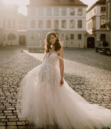 Long A-line off-the-shoulder Tulle Lace Wedding Dress-showprettydress