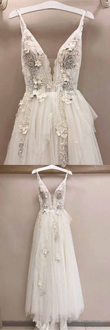 Long A-line Tulle V Neck Lace Applique Wedding Dress-showprettydress