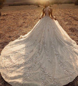 Long Sleeve A-Line High-neck Appliques Lace Tulle Wedding Dress-showprettydress