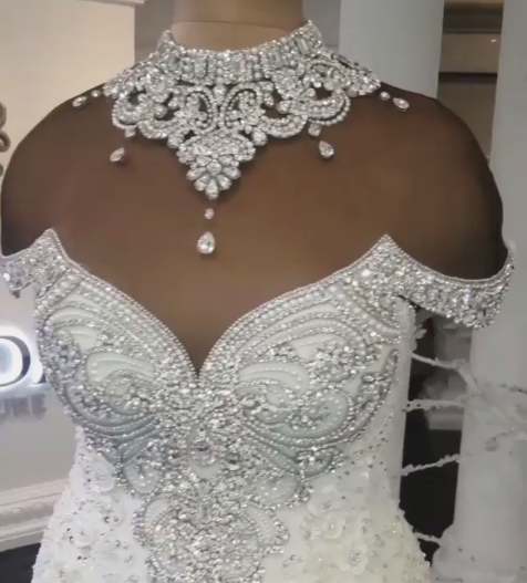 Luxurious Crystals Mermaid Wedding Dresses Off the Shoulder Appliques Bridal Gowns-showprettydress