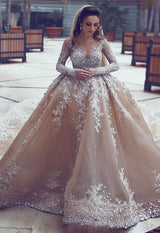 Luxurious Long Sleeve Beadings Ball Gown Appliques Wedding Dress-showprettydress