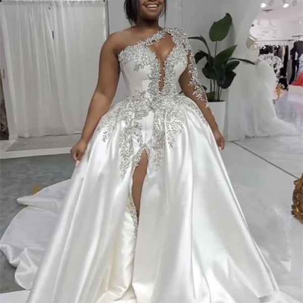 Open Middle Wedding Dress