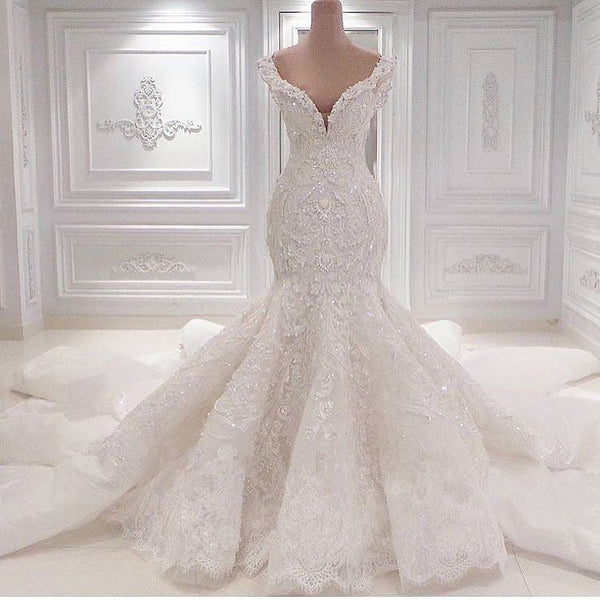 New Arrival Mermaid Vintage Wedding Dresses Online Classic V Neck Lace Bridal Gowns Online-showprettydress